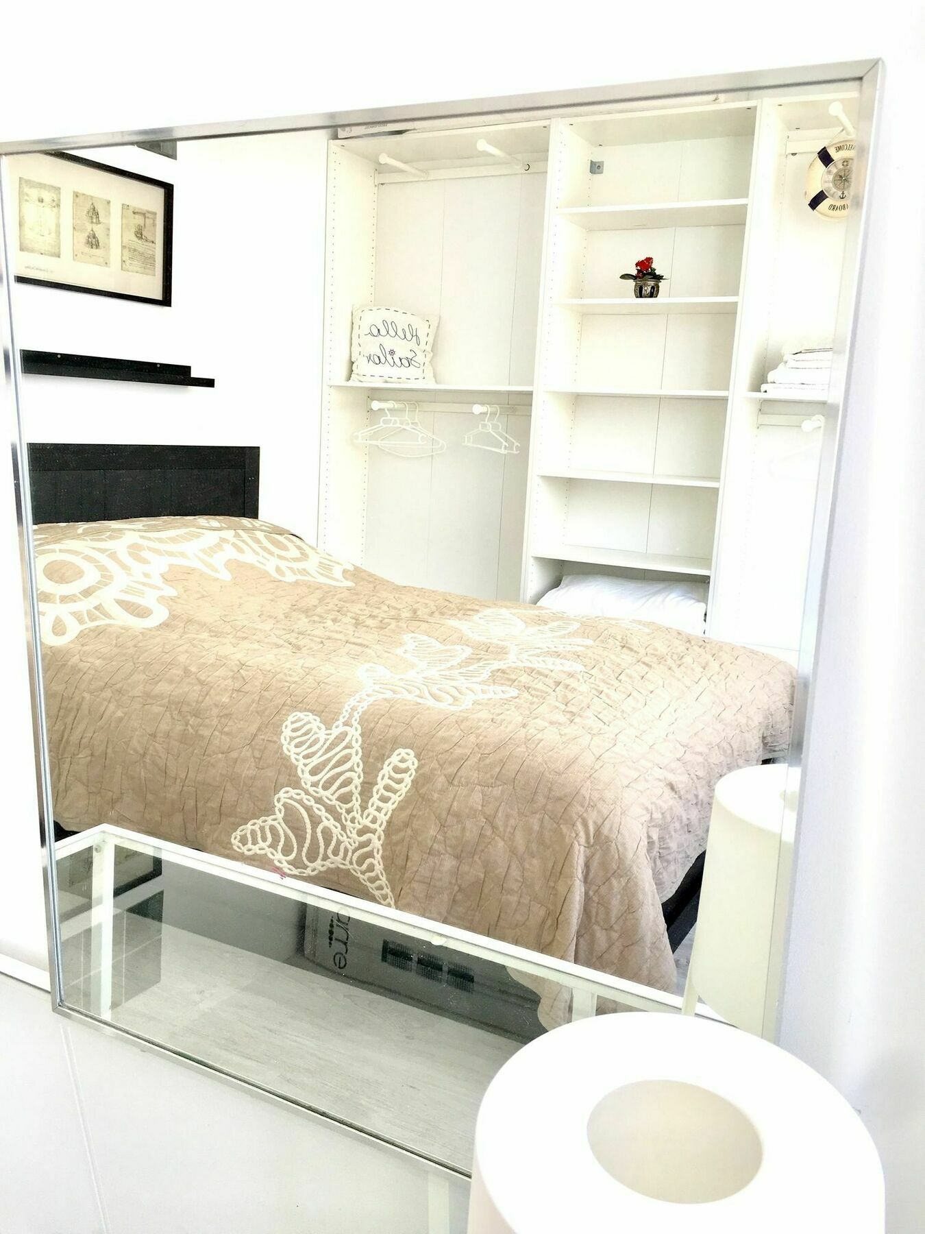 Oyo Guest House Duc De Gaeta Valencia Bagian luar foto